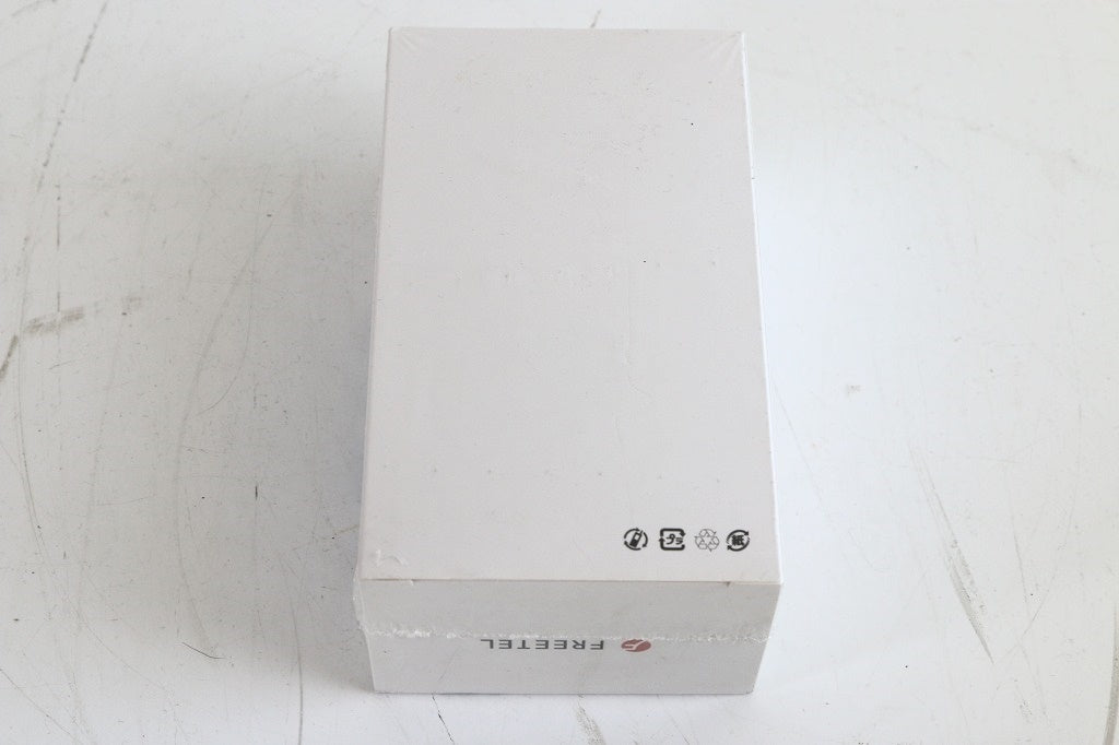 FREETEL Priori3S (マットブラック) FTJ152B 【中古未開封品】