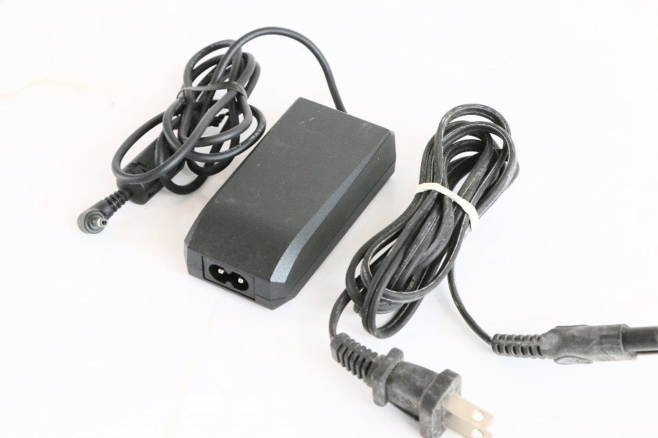 シャープ アウトレット ムラマサ EA-MU01V CE-MU01V 20V 2A/ACアダプタ PC-MM1-H4E H1W H3C用 日立/HITACHI PC-AP6900の機種へも通用できます 【中古品】