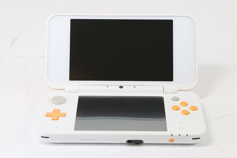 Newニンテンドー2DS LL ホワイト×オレンジ 【中古品】