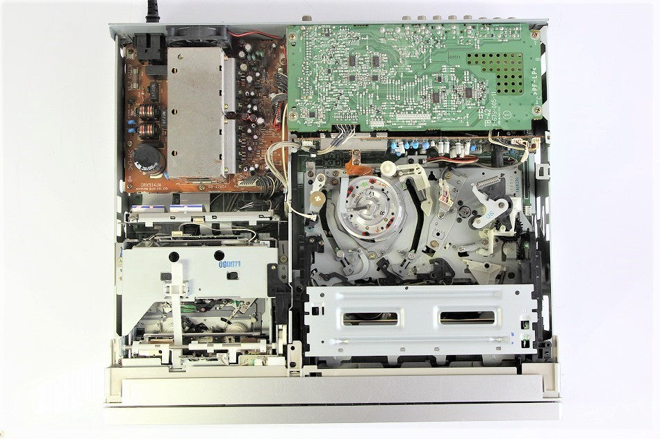 SONY miniDV/DV/VHSダブルビデオデッキ WV-DR5 【中古整備品】