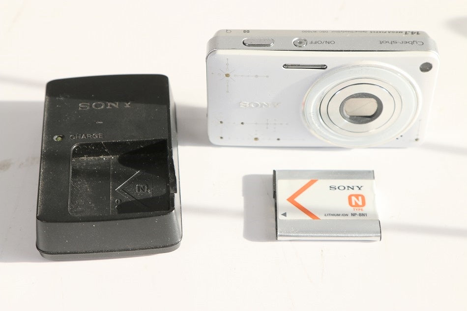 ソニー SONY デジタルカメラCybershot W350D(1410万画素/光学x4/デジタルx8/プレシャスホワイト) DSC-W350D/W 【中古品】