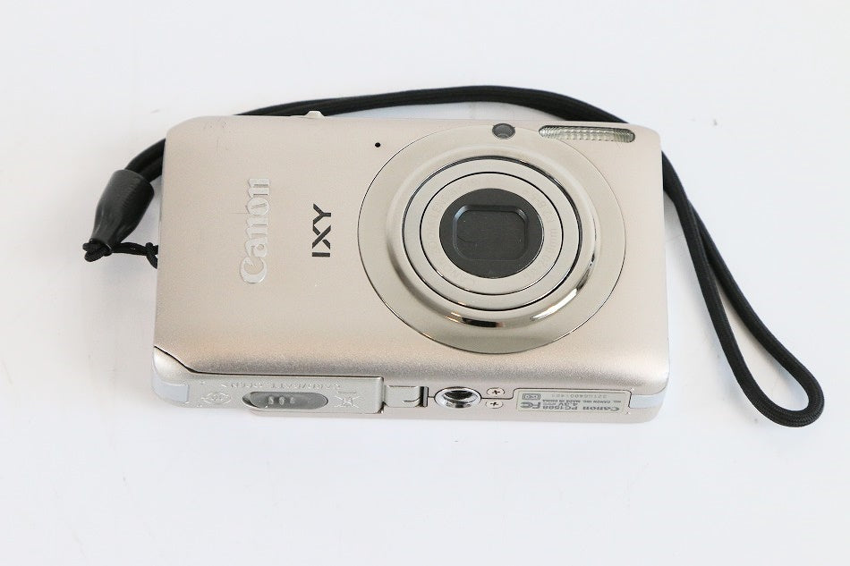 Canon デジタルカメラ IXY 210F シルバー IXY210F(SL) 【中古品】