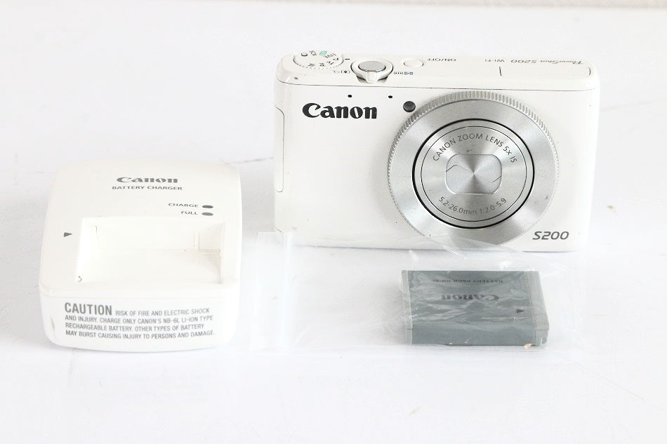 Canon デジタルカメラ PowerShot S200(ホワイト) F値2.0 広角24mm 光学5倍ズーム PSS200(WH) 【中古品】