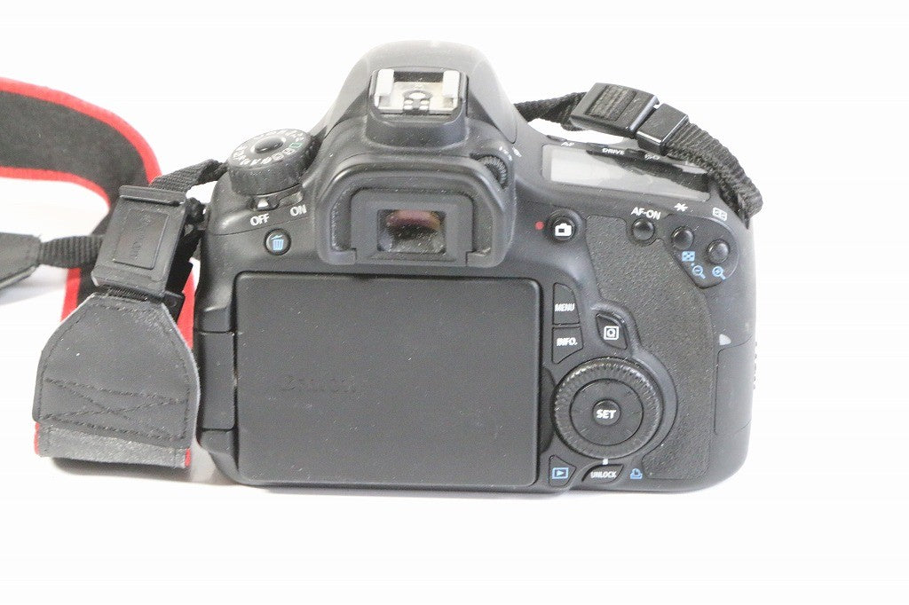 Canon デジタル一眼レフカメラ EOS 60D レンズキット EF-S18-135mm F3.5-5.6 IS 付属 EOS60D18135ISLK　【中古品】