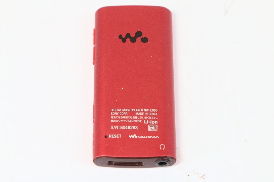 SONY ウォークマン Eシリーズ 4GB レッド NW-E063/R　【中古品】