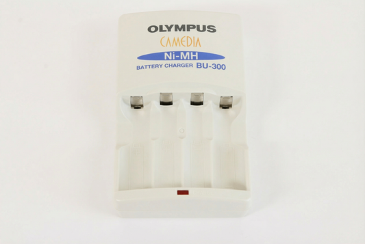OLYMPUS CAMEDIA Ni-MH バッテリーチャージャー BU-300　【中古品】