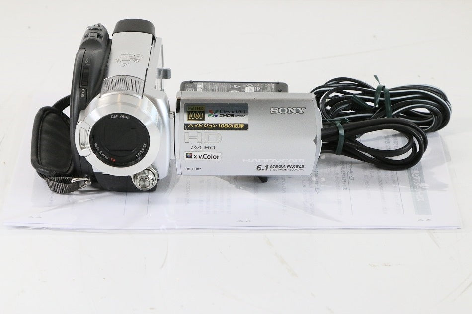 ソニー SONY デジタルHDビデオカメラ Handycam (ハンディカム) HDR-HC7 (miniDV)　【中古品】