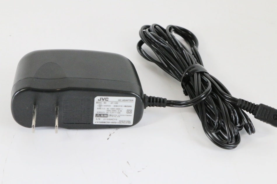 ビクター JVC/Victor ビデオカメラEverio　用 ACアダプター AP-V30　【中古品】