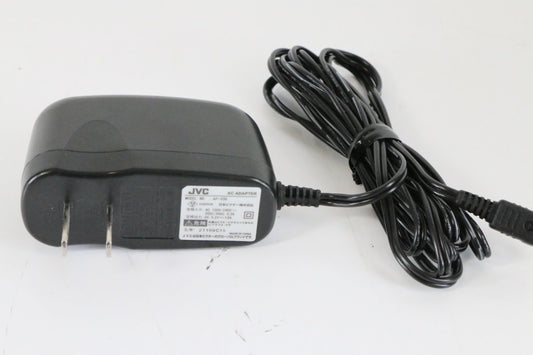 ビクター JVC/Victor ビデオカメラEverio　用 ACアダプター AP-V30　【中古品】