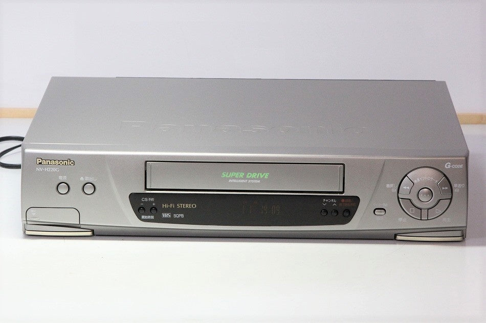 VHSビデオデッキ　パナソニック　NV-H220G　【中古品】
