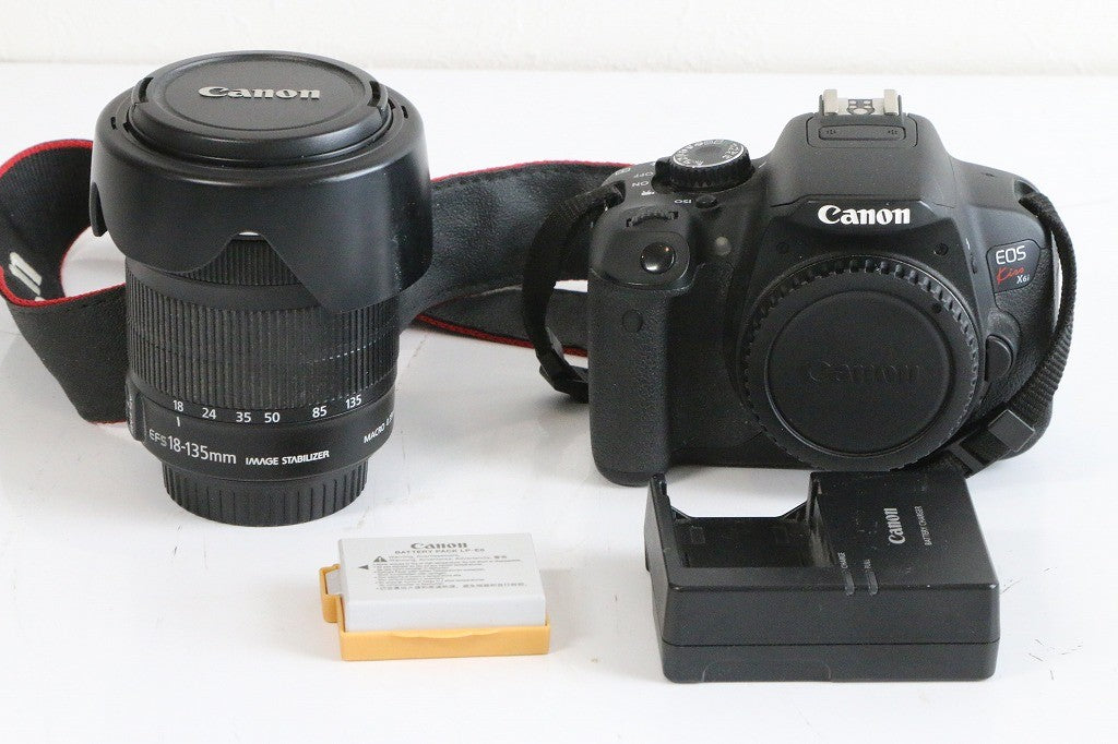 Canon デジタル一眼レフカメラ EOS Kiss X6i レンズキット EF-S18-135mm F3.5-5.6 IS STM付属 KISSX6i-18135ISSTMLK　【中古品】