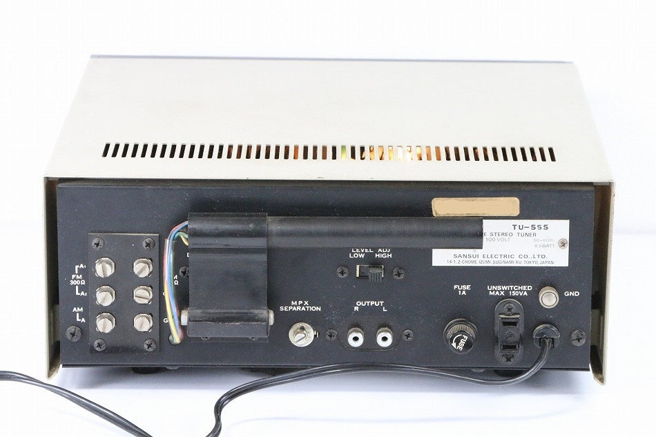 SANSUI 山水 サンスイ　TU-555　FM/AMチューナー　【中古品】
