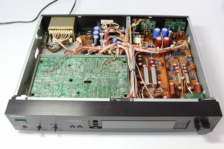 ソニー　PCMプロセッサー　PCM-501ES　【中古品】