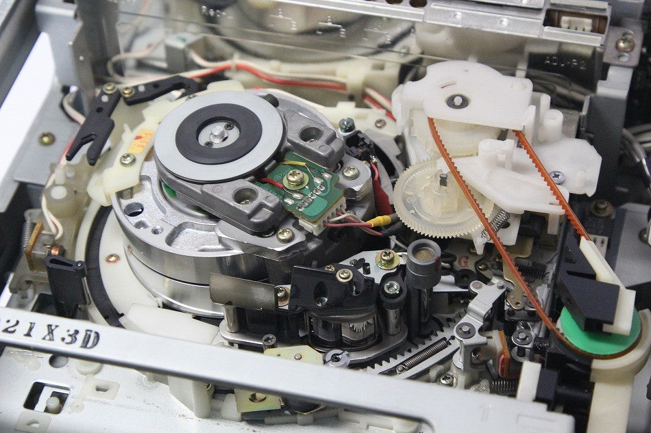 SONY SL-HF3000 Super Hi-Band Betahi-fi Beta PRO ビデオデッキ　【中古品】