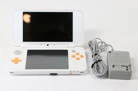 Newニンテンドー2DS LL ホワイト×オレンジ　【中古品】