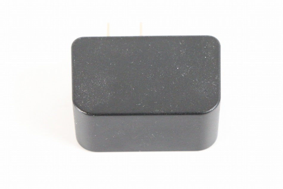/スマートフォン タブレットなど用 USB式 ACアダプタ　ASSA55g-050200 5V 2A　SWITCHING ADAPTER SWITCHING ADAPTER 型番：ASSA55g-050200　【中古品】