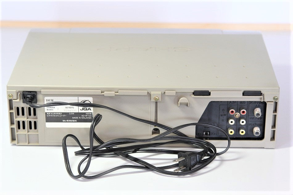 VHSビデオデッキ　シャープ　VC-HF730　【中古品】