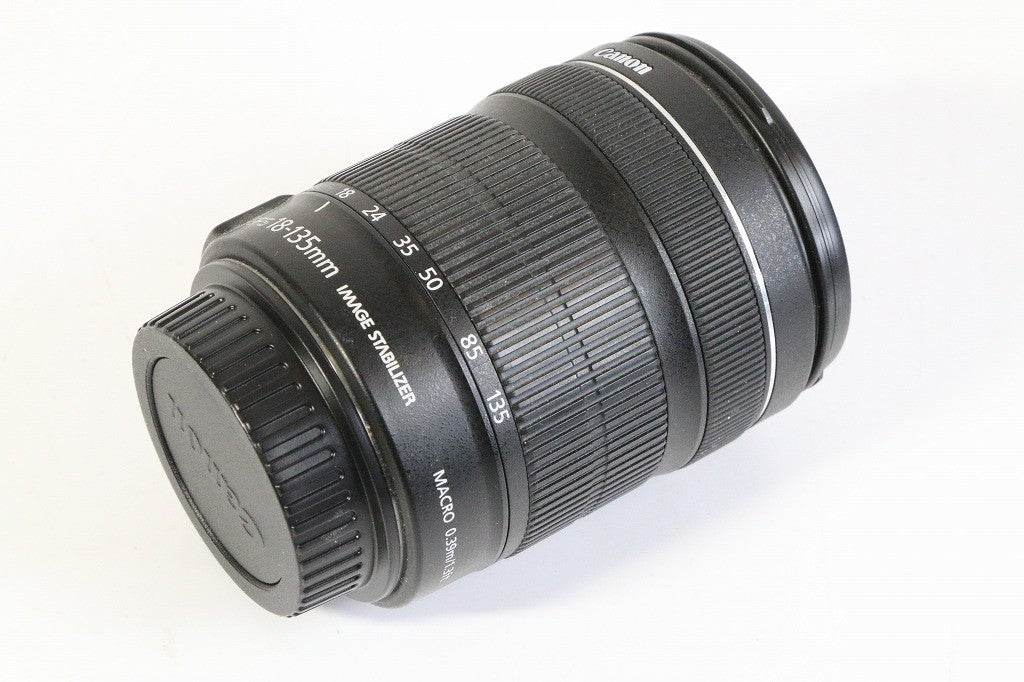Canon 標準ズームレンズ EF-S18-135mm F3.5-5.6 IS STM APS-C対応　【中古品】