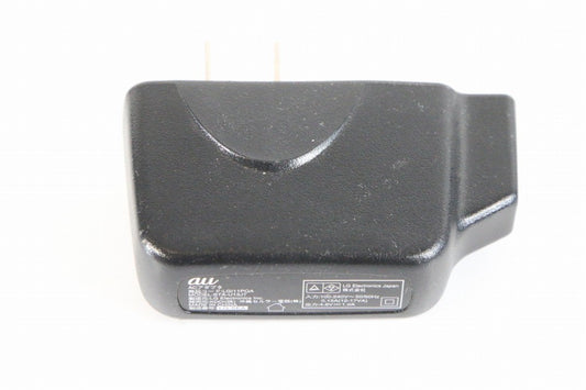 NTT docomo ACアダプター STA-U13JT　【中古品】