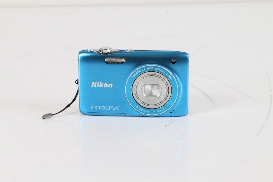 NikonデジタルカメラCOOLPIX S3100 カジュアルブルー S3100BL　【中古品】