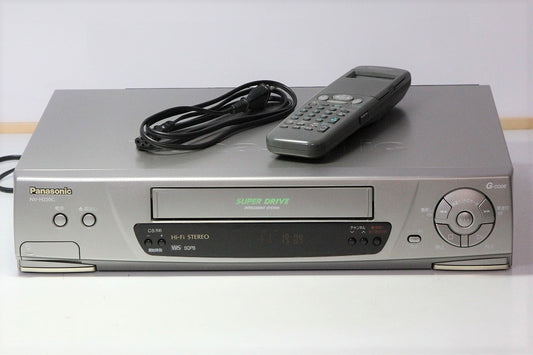 VHSビデオデッキ　パナソニック　NV-H220G　【中古品】