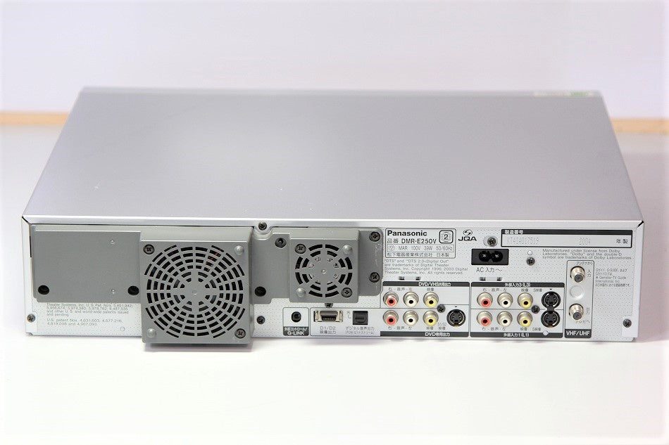 パナソニック 160GB DVDレコーダー VHSビデオ一体型 DIGA DMR‐E250V-S　【中古品】