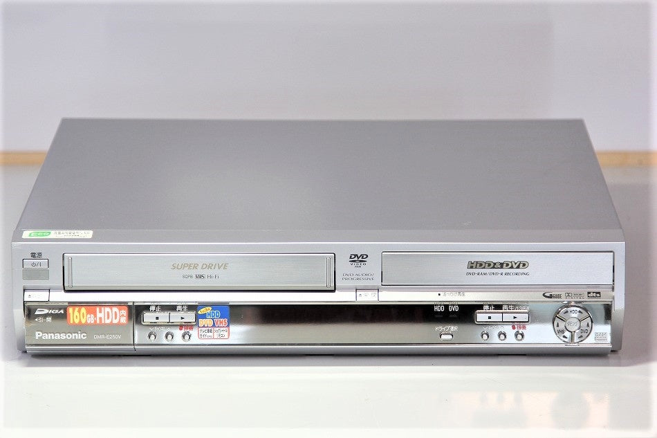 パナソニック 160GB DVDレコーダー VHSビデオ一体型 DIGA DMR‐E250V-S　【中古品】
