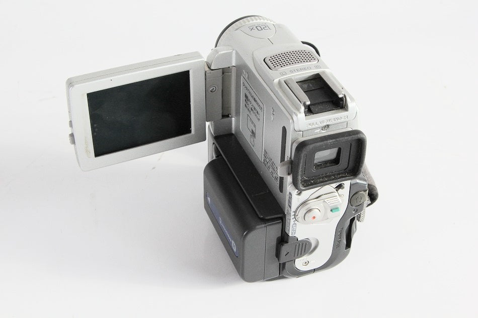 SONY DCR-PC101 デジタルビデオカメラ miniDV　【中古品】