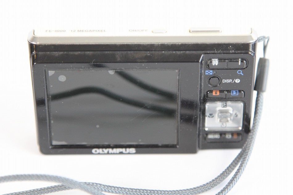 OLYMPUS デジタルカメラ CAMEDIA FE-4000 ホワイト FE-4000 WHT　【中古品】