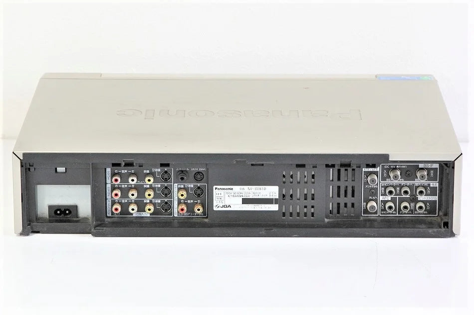 Panasinic (パナソニック) BSチューナー内蔵 S-VHSビデオデッキ NV-SVB10　【中古品】