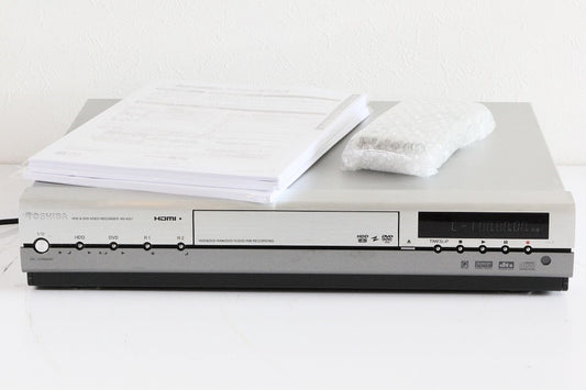 TOSHIBA W録 BSアナログチューナー搭載 HDD&DVDレコーダー HDD300GB RD-XS57　【中古整備品】